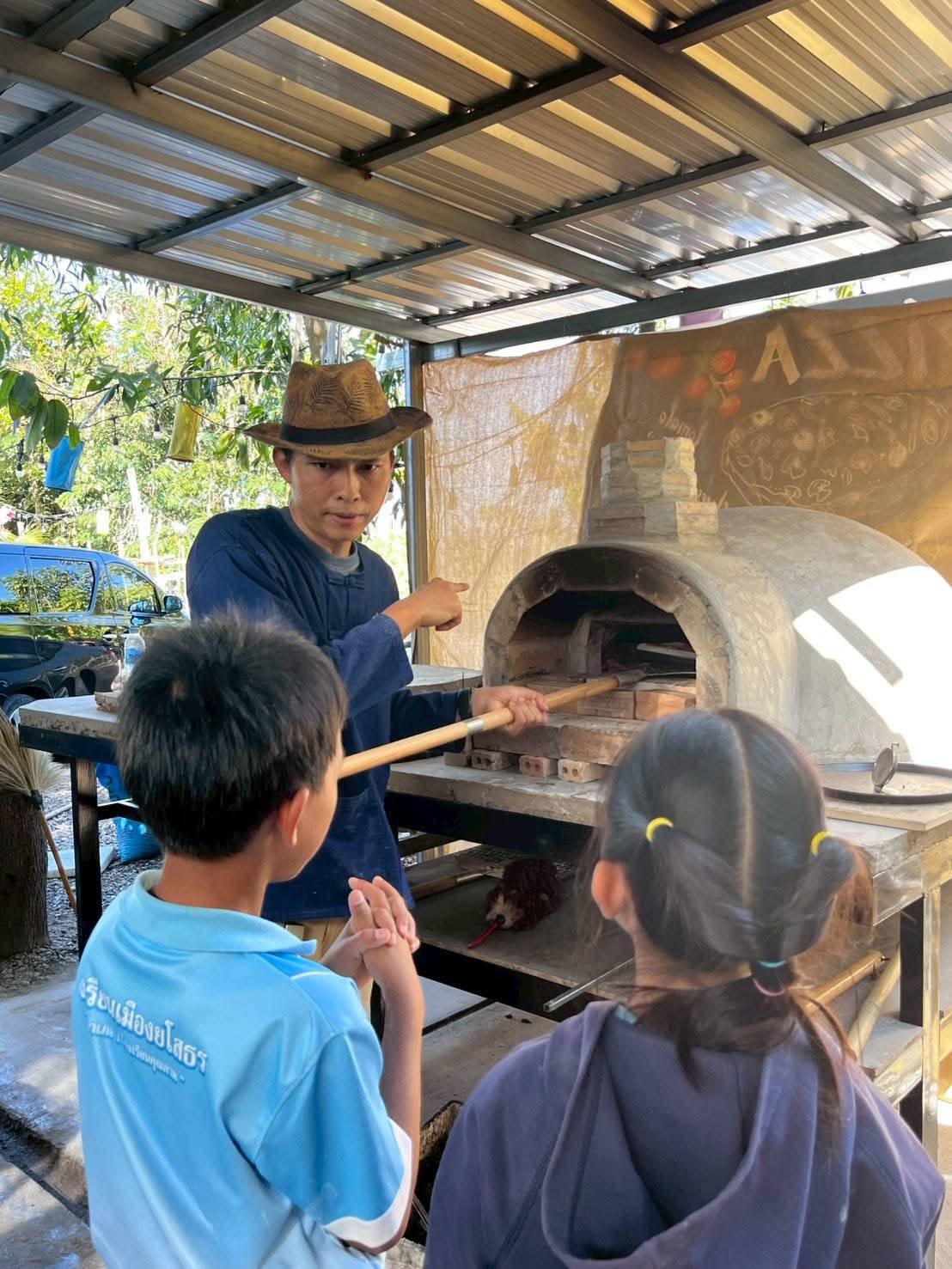 🍕“เชฟจิ๋วพิซซ่าเตาถ่าน”(พิซซ่าโฮมเมดเพิ่มสุข)🍕